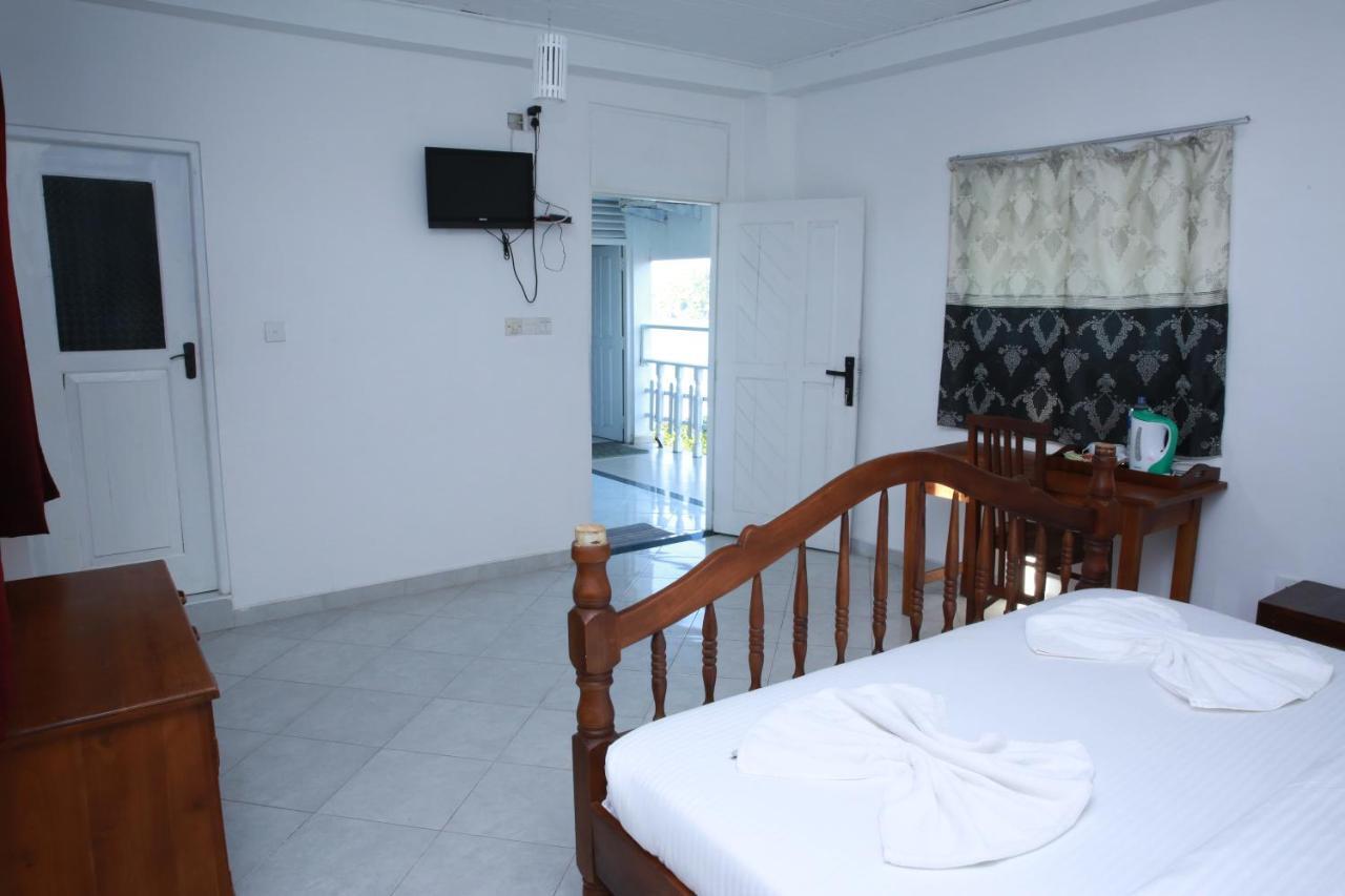 Mirissa Heights Otel Dış mekan fotoğraf